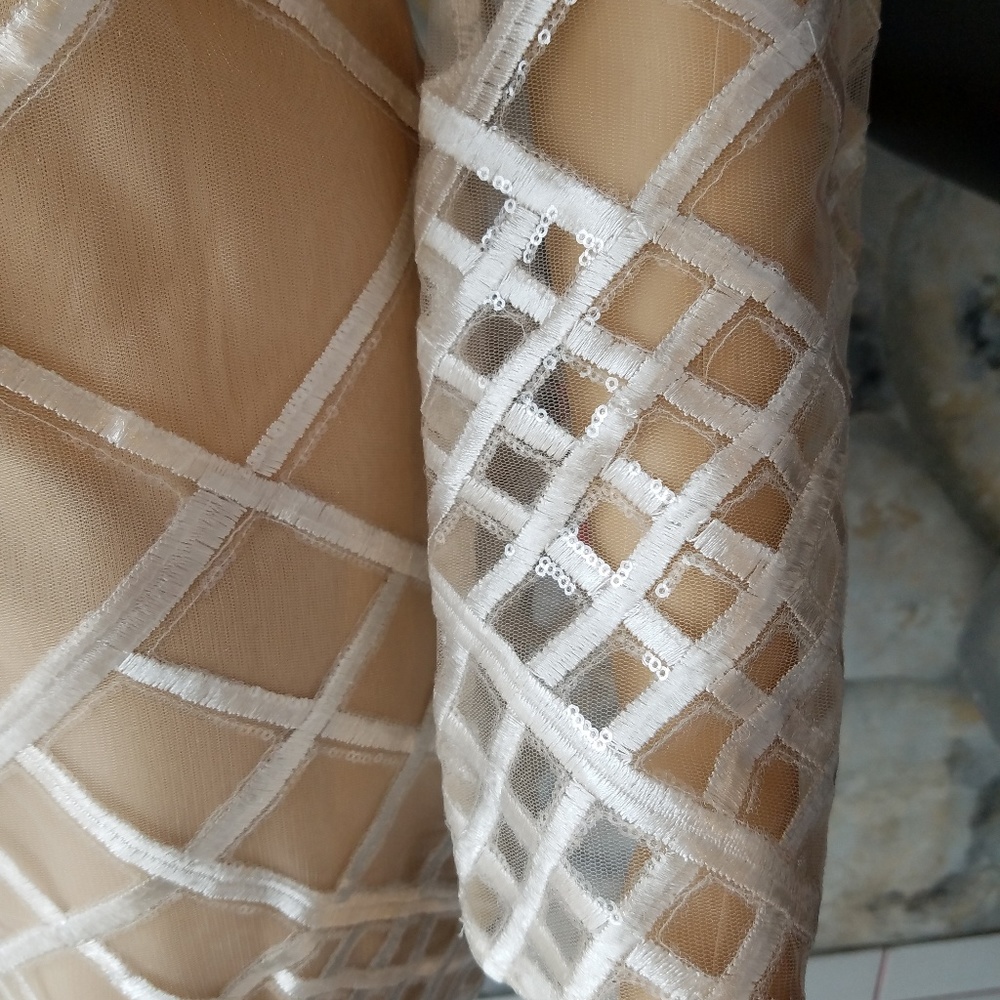 White nude and sequin illusion off the shoulder - Picture 12 of 14